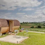 Notte Nella Botte Glamping *