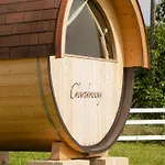Notte Nella Botte Glamping